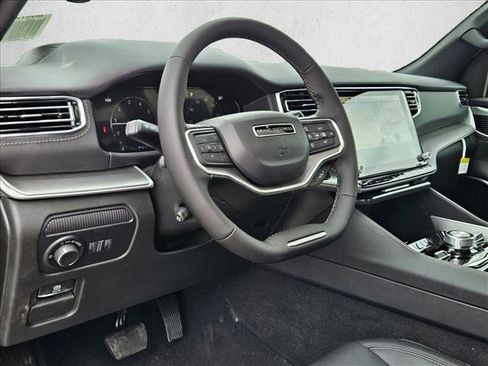 New 2026 Jeep Grand Wagoneer Limited AWD/4WD image 3