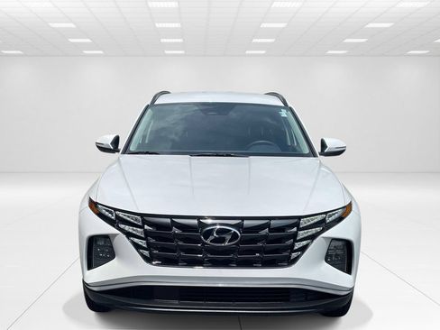 Certified 2022 Hyundai Tucson SEL w/ Cargo Package FWD image 2