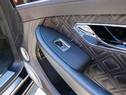 Used 2020 Bentley Continental GT AWD/4WD image 50