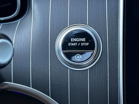 New 2025 Mercedes-Benz C 300 4MATIC Sedan image 25