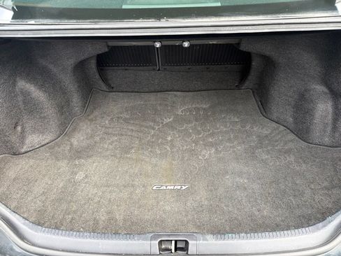 Used 2016 Toyota Camry XLE w/ Moonroof Package FWD image 35