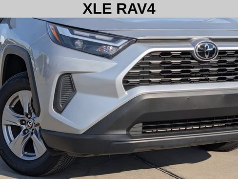 Used 2025 Toyota RAV4 XLE FWD image 3