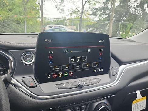 New 2025 Chevrolet Blazer LT w/ Convenience Package image 19