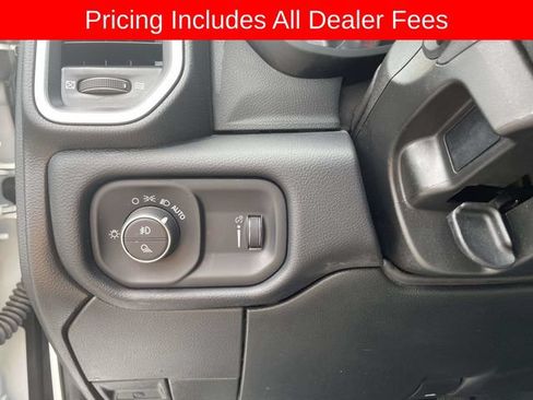 Used 2024 RAM 3500 Big Horn AWD/4WD image 24