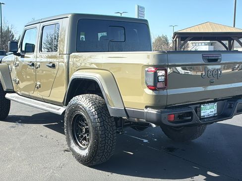 New 2025 Jeep Gladiator Sport image 5