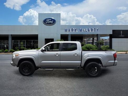 Used 2019 Toyota Tacoma SR RWD image 2