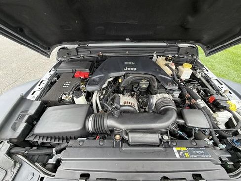 Used 2020 Jeep Gladiator Rubicon AWD/4WD image 14