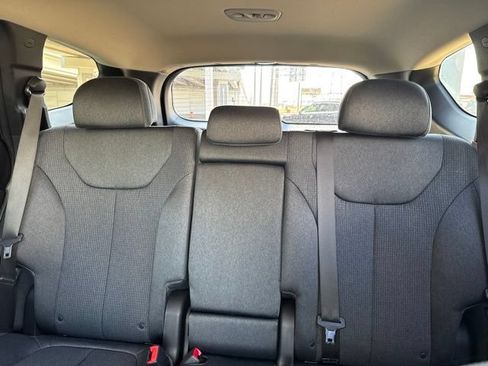 Used 2023 Hyundai Santa Fe SEL FWD image 10