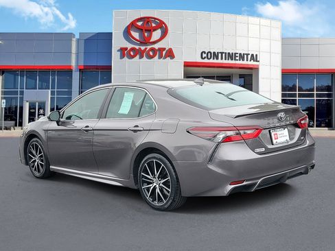 Certified 2024 Toyota Camry SE FWD image 4