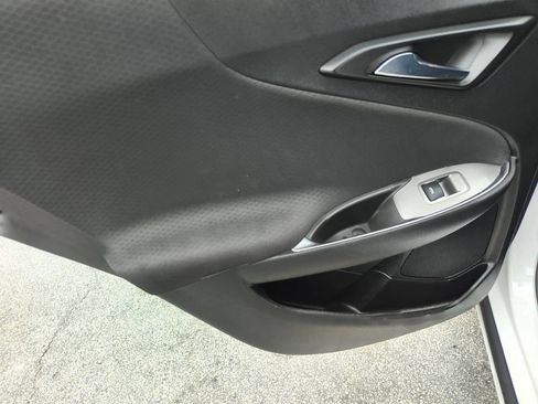 Used 2021 Chevrolet Malibu LT FWD image 34
