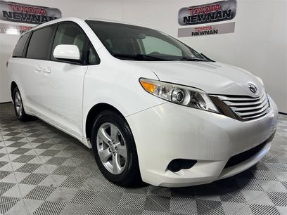 Used 2015 Toyota Sienna LE