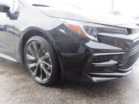 Used 2025 Toyota Corolla SE image 18