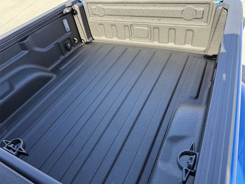 Used 2021 Jeep Gladiator Mojave w/ Cold Weather Group image 10