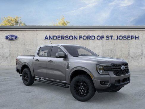 New 2025 Ford Ranger Lariat w/ Black Appearance Package AWD/4WD image 7