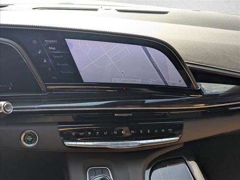Used 2023 Cadillac Escalade ESV Premium Luxury image 13