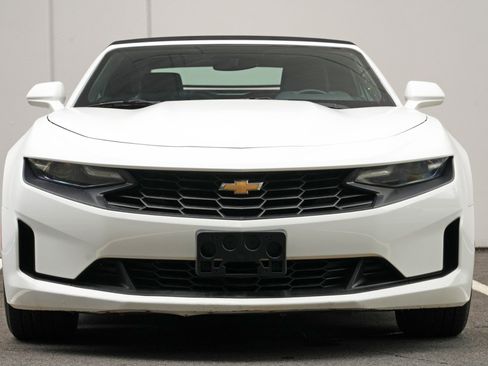 Used 2020 Chevrolet Camaro LT RWD image 6