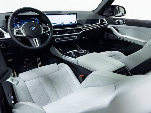 Certified 2024 BMW X5 M60i image 20