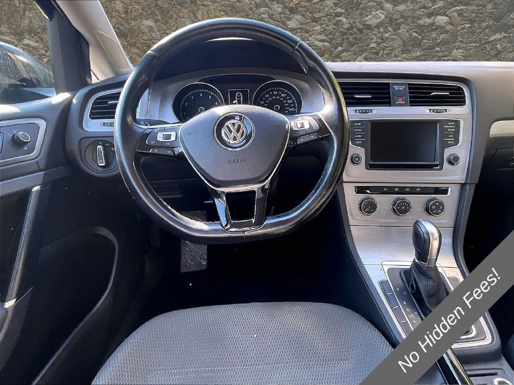 Used 2016 Volkswagen Golf S FWD image 5