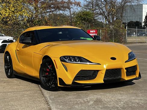 Used 2023 Toyota Supra Premium image 2
