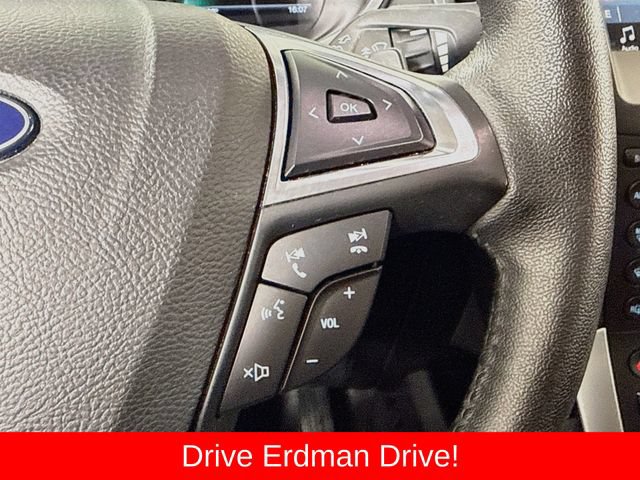 Used 2018 Ford Edge Titanium w/ Technology Package FWD image 14