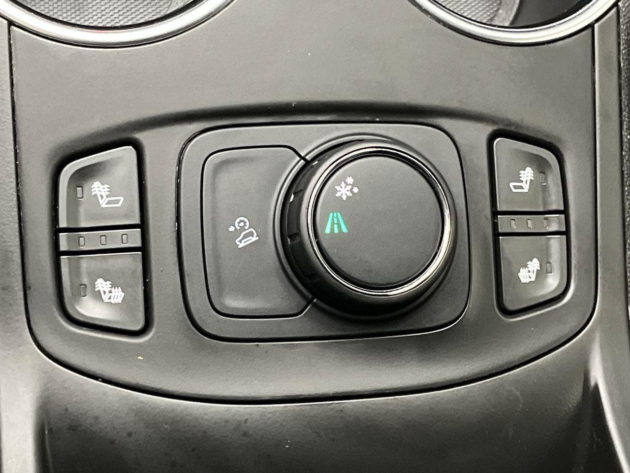 Certified 2018 GMC Terrain SLE w/ Driver Convenience Package FWD image 16
