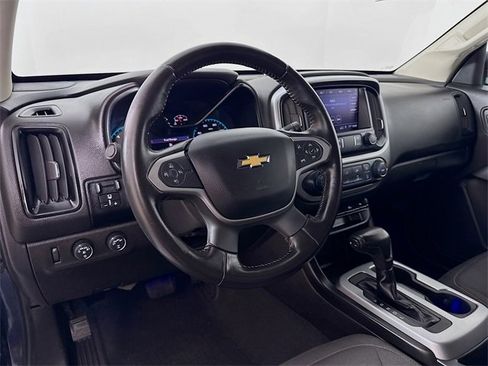 Used 2019 Chevrolet Colorado LT w/ LPO, Premium Interior Package image 11