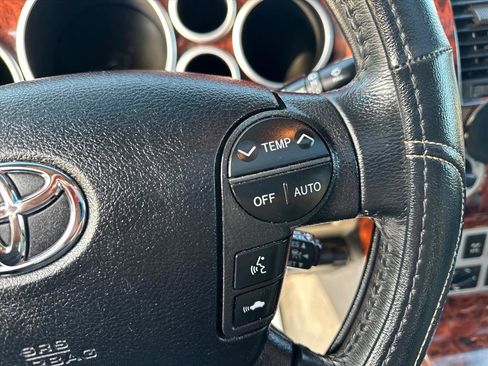 Used 2008 Toyota Sequoia Platinum image 45