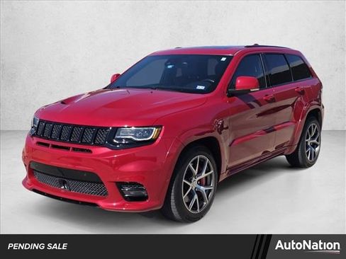 Used 2017 Jeep Grand Cherokee SRT image 1