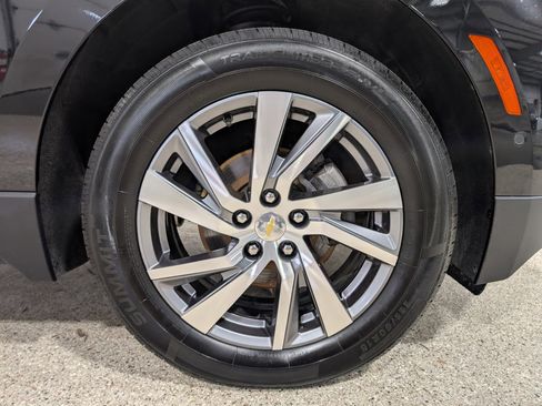 Used 2022 Chevrolet Equinox Premier image 12