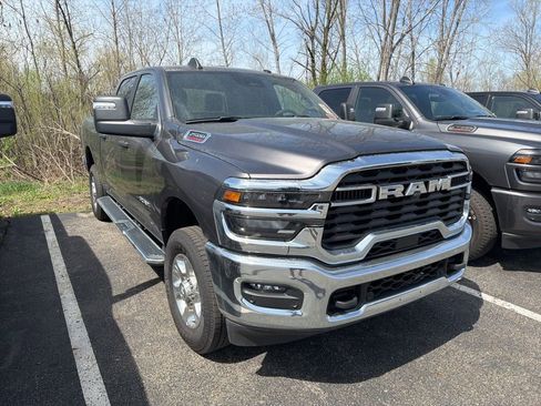 Used 2025 RAM 2500 Big Horn image 3