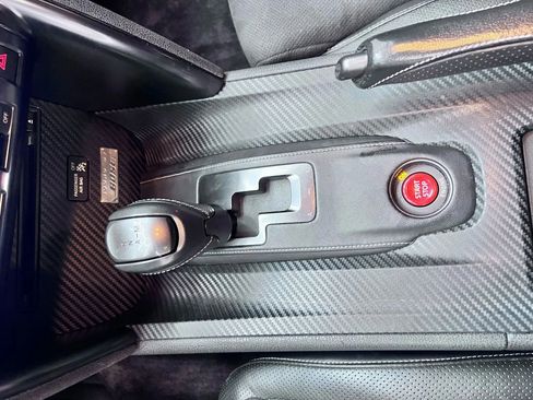 Used 2015 Nissan GT-R Premium image 19