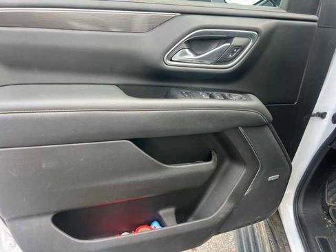 Used 2021 GMC Yukon AT4 w/ AT4 Premium Package image 3