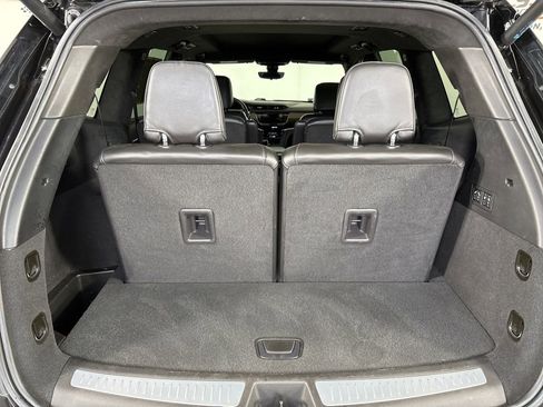 Used 2022 Cadillac XT6 Premium Luxury w/ Platinum Package image 22