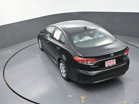 Used 2020 Toyota Corolla LE image 23