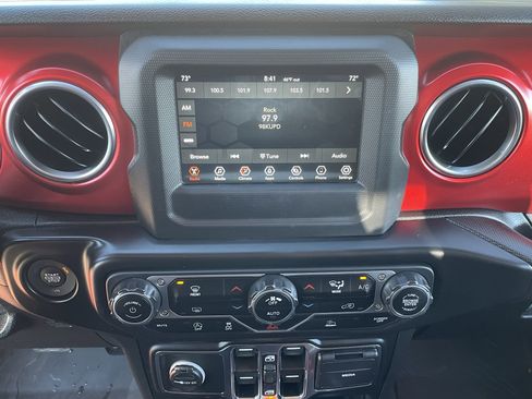 Certified 2021 Jeep Gladiator Rubicon image 27