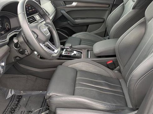 Used 2021 Audi Q5 Prestige image 17