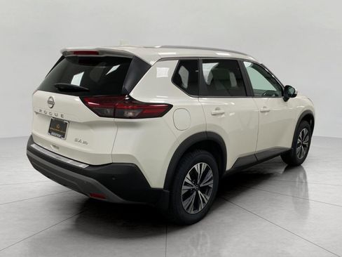 Used 2023 Nissan Rogue SV w/ SV Premium B Package AWD/4WD image 4