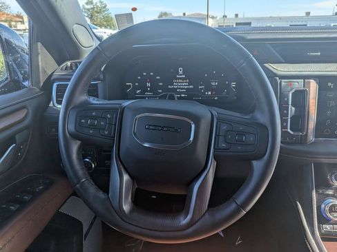 Used 2023 GMC Yukon Denali Ultimate AWD/4WD image 20