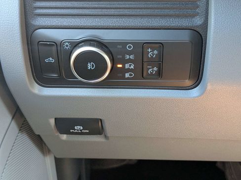 New 2026 Ford F250 XL w/ XL Driver Assist Package AWD/4WD image 27