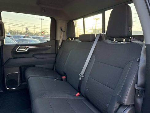 Certified 2025 Chevrolet Silverado 1500 LT image 16