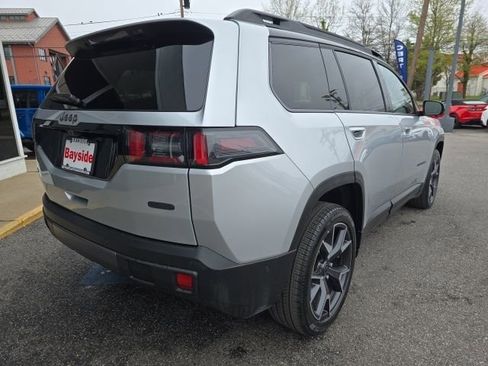 New 2026 Jeep Cherokee Overland w/ Advanced Pro Tech Group AWD/4WD image 38