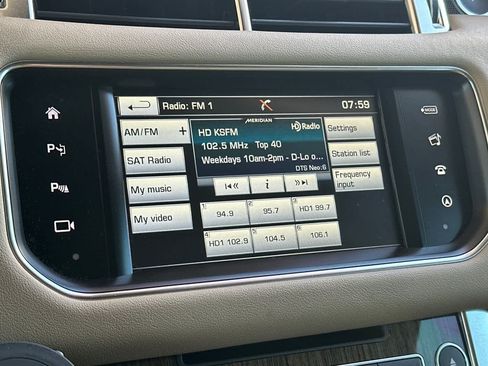 Used 2016 Land Rover Range Rover Sport Supercharged AWD/4WD image 21