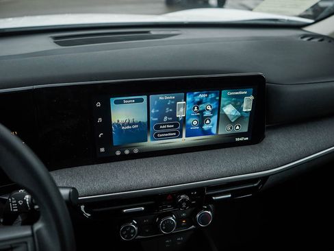 New 2026 Nissan Kicks S image 22