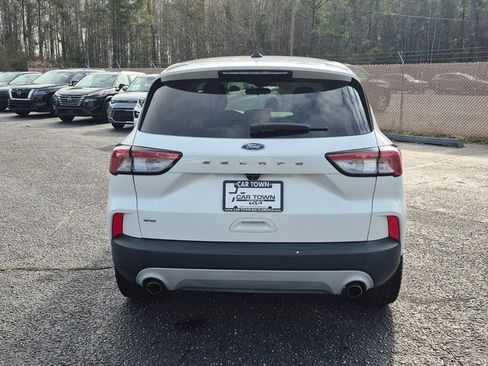 Used 2022 Ford Escape SE w/ Convenience Package image 3