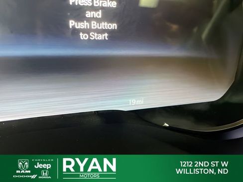 New 2026 RAM 2500 Laramie AWD/4WD image 3