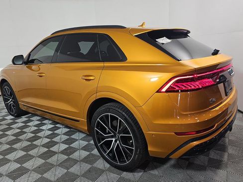 Used 2019 Audi Q8 Prestige w/ Luxury Package image 4