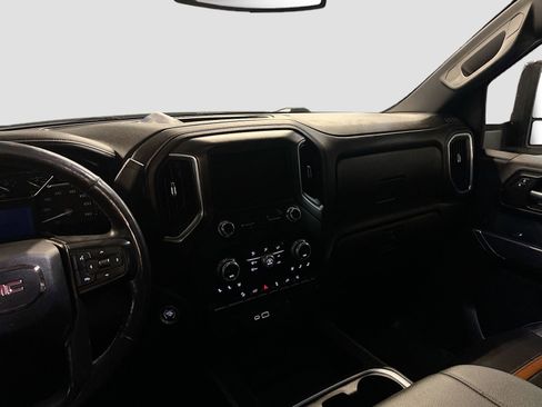 Used 2023 GMC Sierra 2500 AT4 image 22