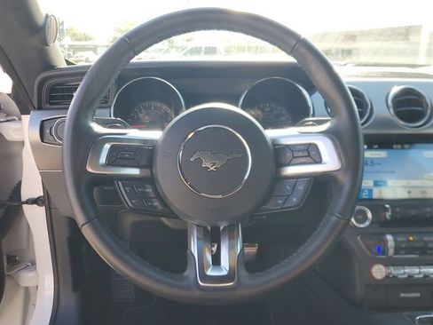 Used 2017 Ford Mustang GT Premium image 17