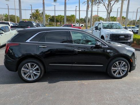 Used 2024 Cadillac XT5 Premium Luxury image 3