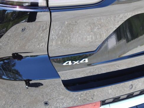 New 2025 Jeep Grand Cherokee Limited image 6